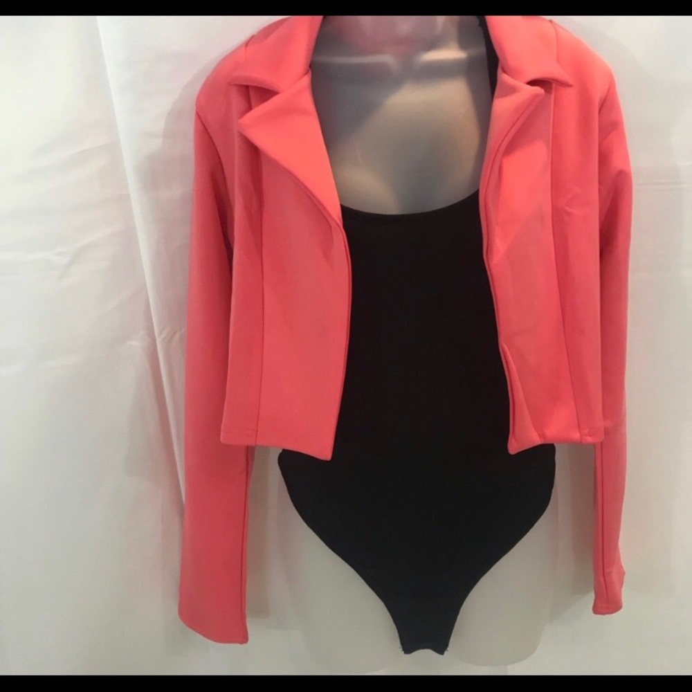 NWT Prettylittlethings Cropped Coral Scuba Blazer
